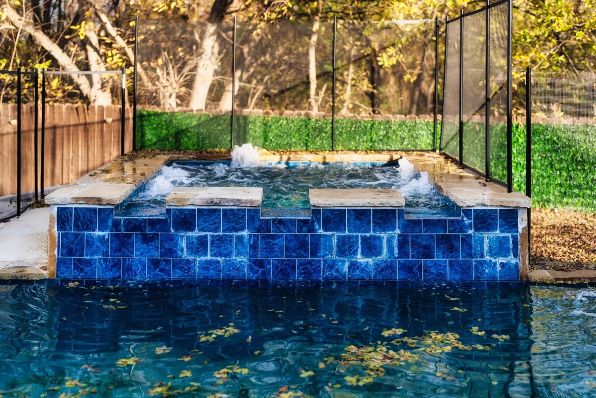 Stunning Family Home With Pool & Hot Tub - Sleeps 17 Pflugerville Kültér fotó